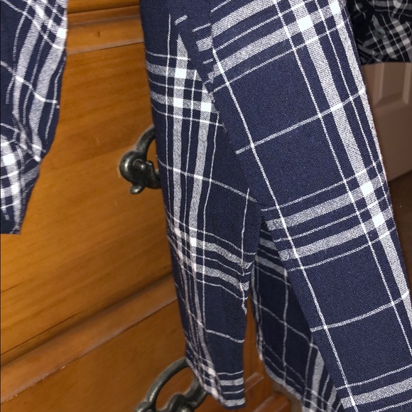 Black w/ White stripes Flannel - Picture 3 of 4